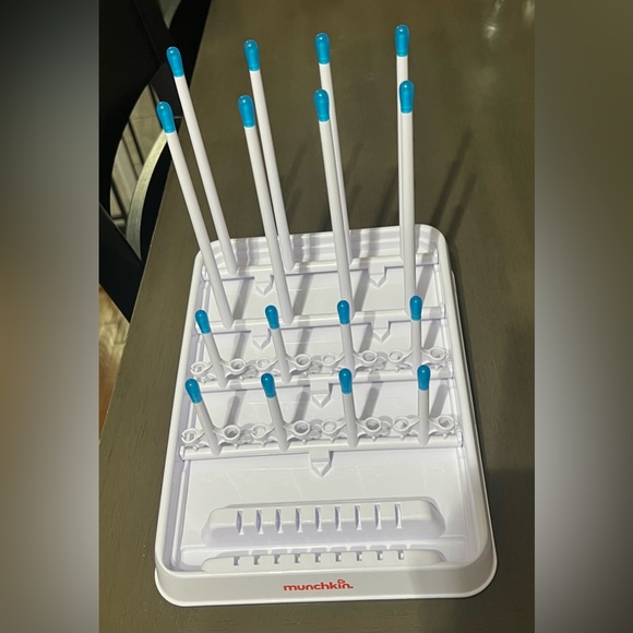 Munchkin Baby Bottles Plastic Drying Rack - Picture 5 of 7